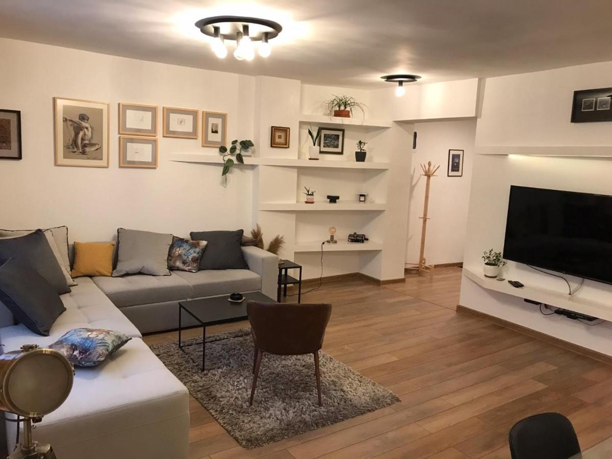 Art Center Apartment