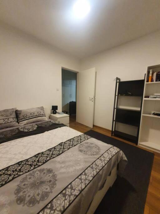 Apartment Art Center